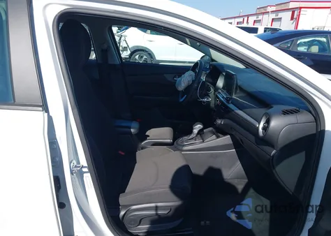 2021 Kia Forte Lxs из США, поврежденный, VIN 3KPF24AD1ME332491